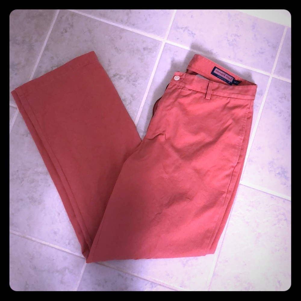 Vineyard Vines  size 34-32 men’s pants like new.
